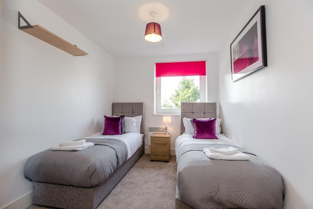 ✪ Ideal Ipswich ✪ Serviced Quays Apartment - 2 Bed Perfect For Felixstowe Port/A12/Science Park/Business Park ✪ איפסוויץ' מראה חיצוני תמונה